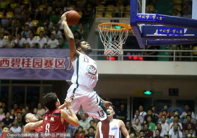 渐入佳境，尤文达成3连胜且迎来斯帕莱蒂执教首次零封取胜（状态回升：尤文豪取三连胜，斯帕莱蒂执教以来首次零封取胜）