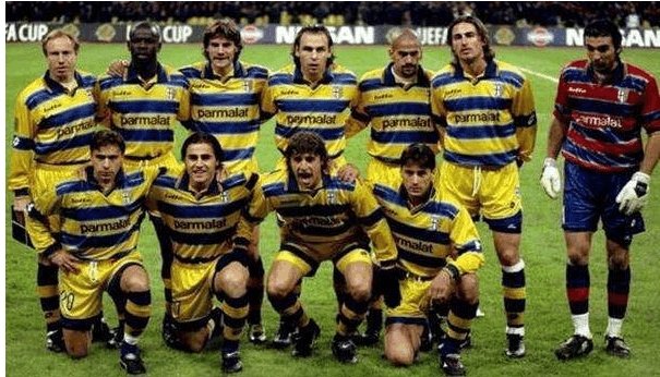 女排全锦赛八强对阵揭晓！山东零失局领跑，苏津大战提前上演（女排全锦赛八强出炉：山东未丢一局领跑，苏津强强对话提前上演）