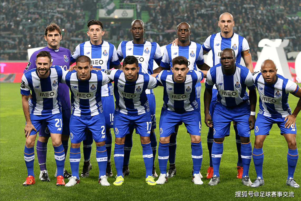 TA：巴萨上下都对梅西夜访诺坎普感到意外，他们无人参与此事（巴萨对梅西深夜现身诺坎普颇感意外，俱乐部未参与其中）