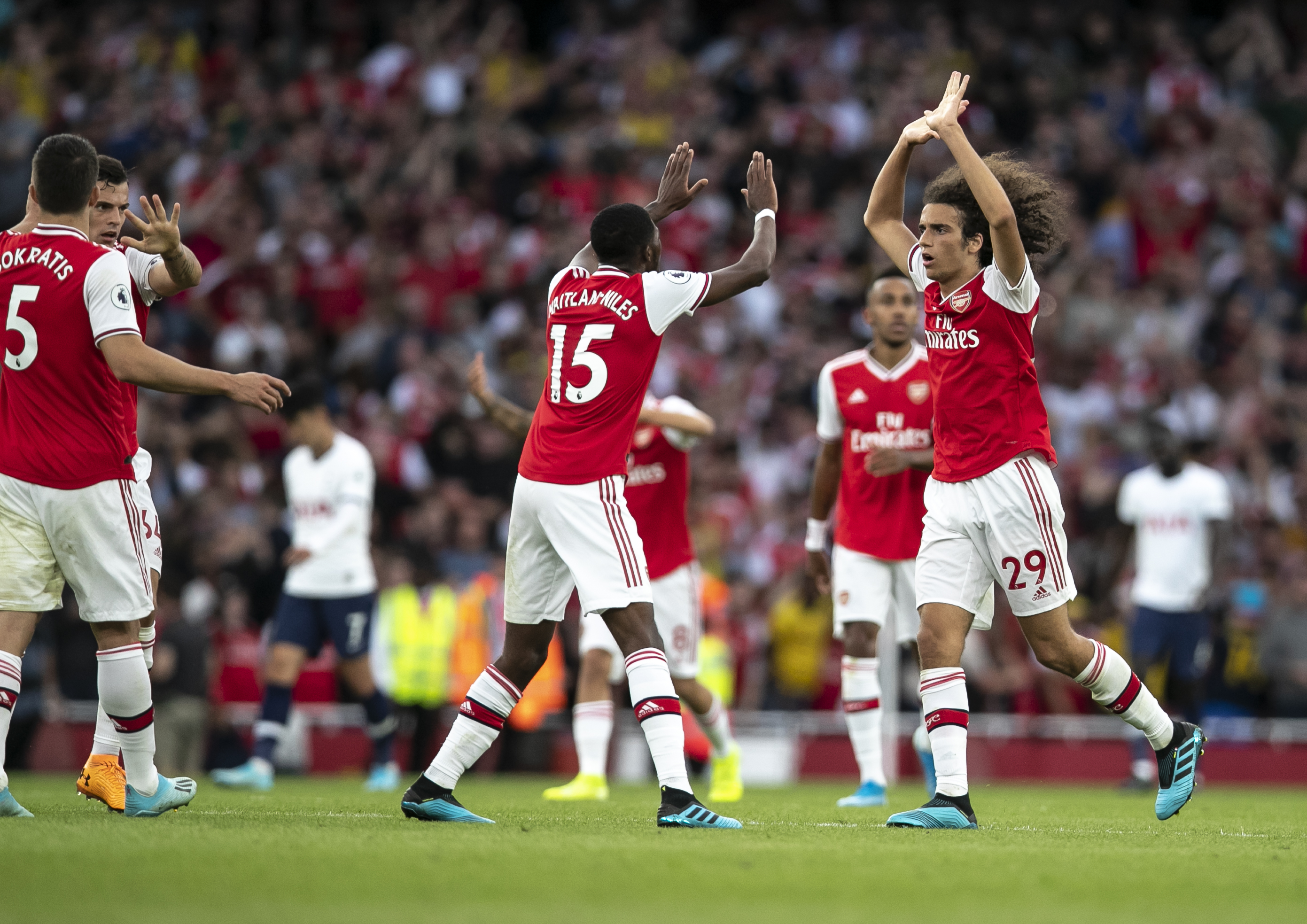 Haynes：勇士以买家身份正在关注加福德&罗威等内线（Haynes：勇士作为买家瞄准加福德、罗威等内线球员）