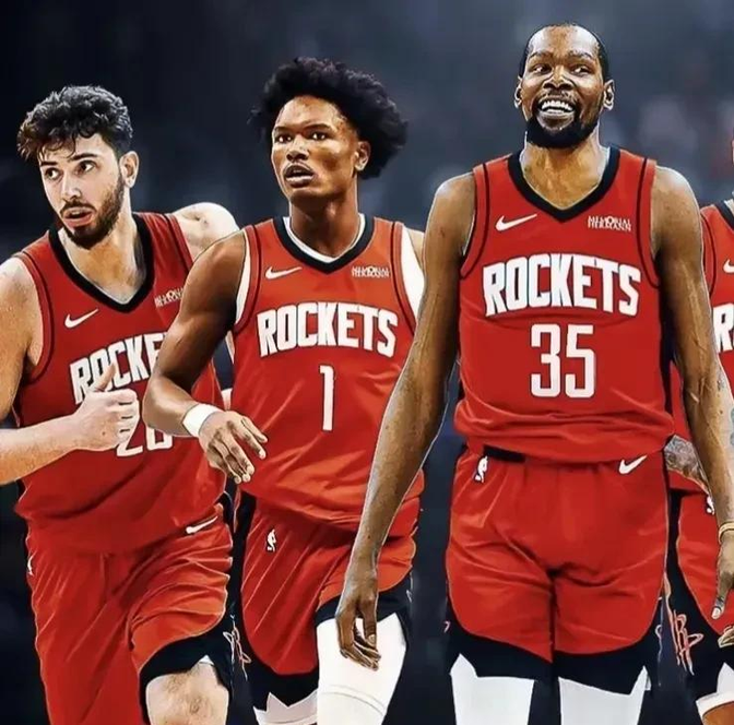 斯玛特：对于我们这些替补而言 在现有框架内找到出手机会不容易（斯玛特：现有体系下替补球员很难找到出手机会）