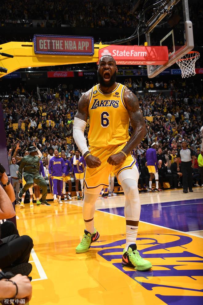 北京男篮官方宣布，球队已经正式与澳大利亚籍球员芒格·马帝昂签约。（北京男篮官宣签下澳大利亚籍球员芒格·马帝昂）