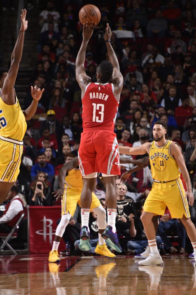 罗马诺：拉莫斯将离开蒙特雷，他希望加盟新球队而不是退役（罗马诺：拉莫斯将告别蒙特雷，更愿加盟新东家而非退役）