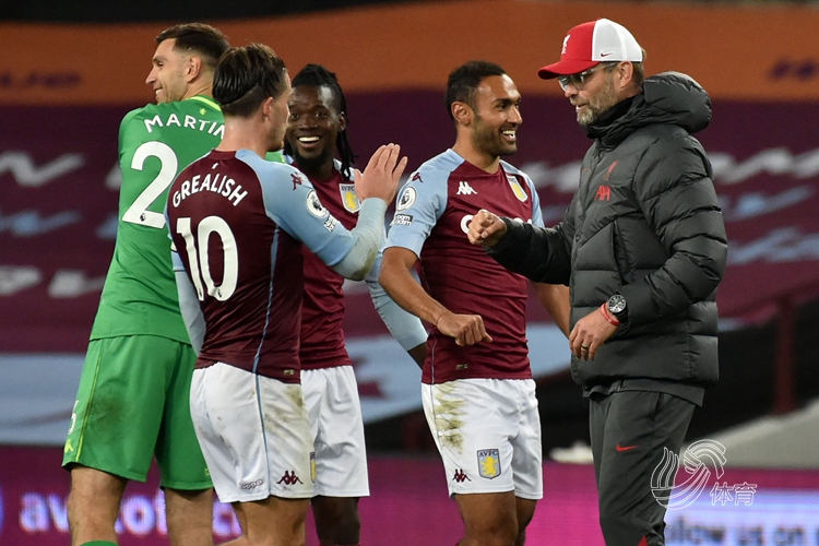 开拓者媒体人：当你因一个球员才关注某队时 评价上难免会有偏见（开拓者记者：若你只因某位球员关注一支球队，评价难免偏颇）