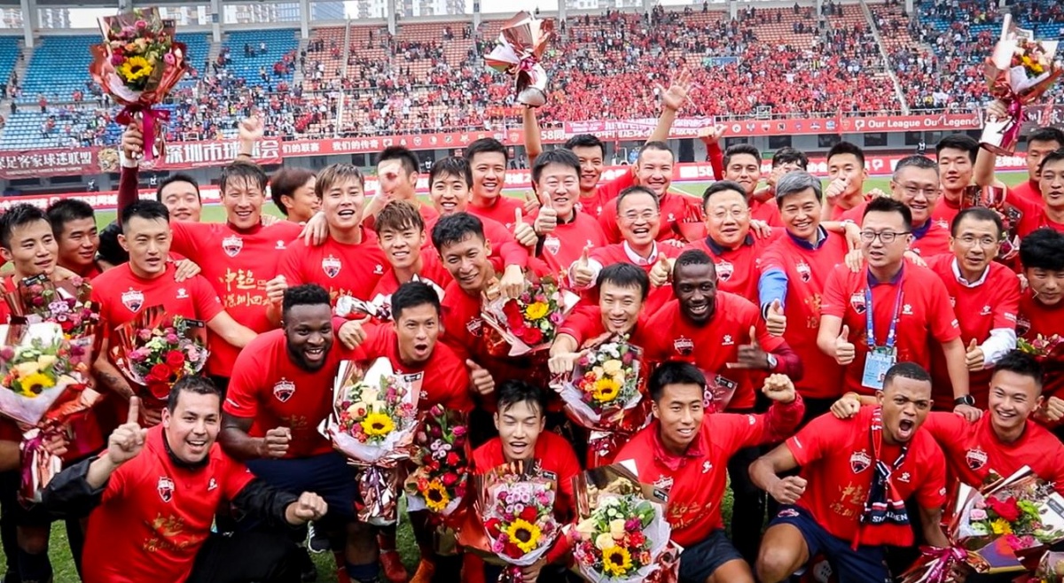 奥尼尔：尼克斯是东部最强球队，感觉他们能打进总决赛（奥尼尔看好尼克斯：东部最强，有望打进总决赛）