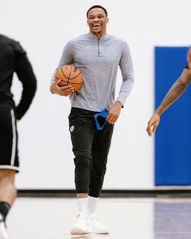 国脚邵佳一的遗憾，教练邵佳一的梦想（国脚的遗憾与教练的理想：邵佳一）