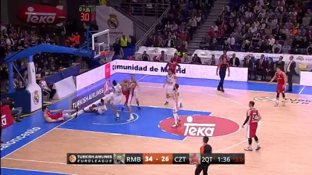 加兰三分球神勇，助力球队逆转胜（加兰三分手感爆棚，助球队翻盘取胜）