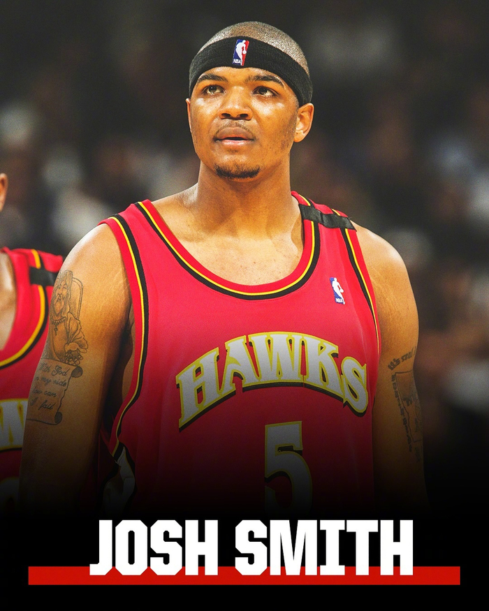 卡恩：阿森纳第一个进球是犯规；拜仁的经历于我已是过往（卡恩：阿森纳首球应判犯规，我与拜仁已成过往）